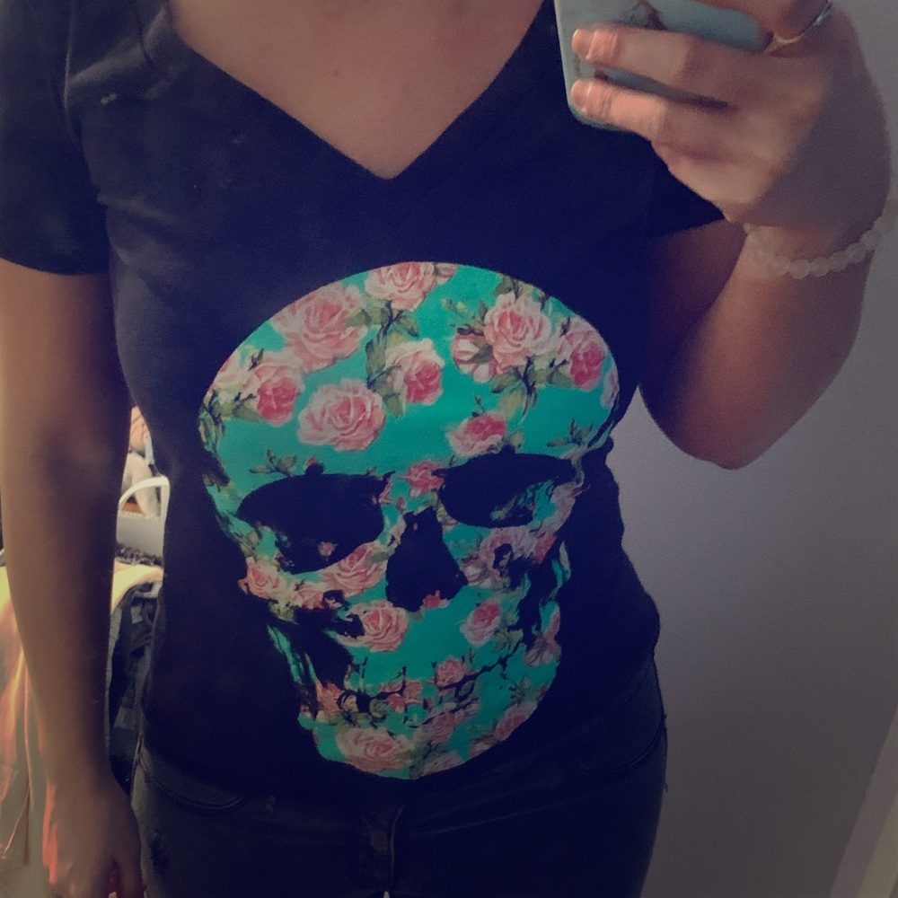 Tee